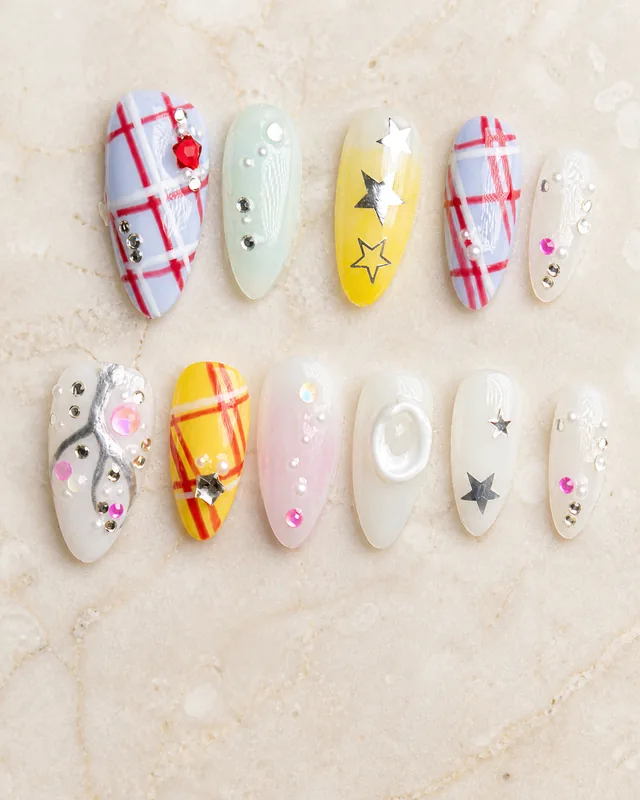 Studio Style WM0110 Press-On Nails product photograph