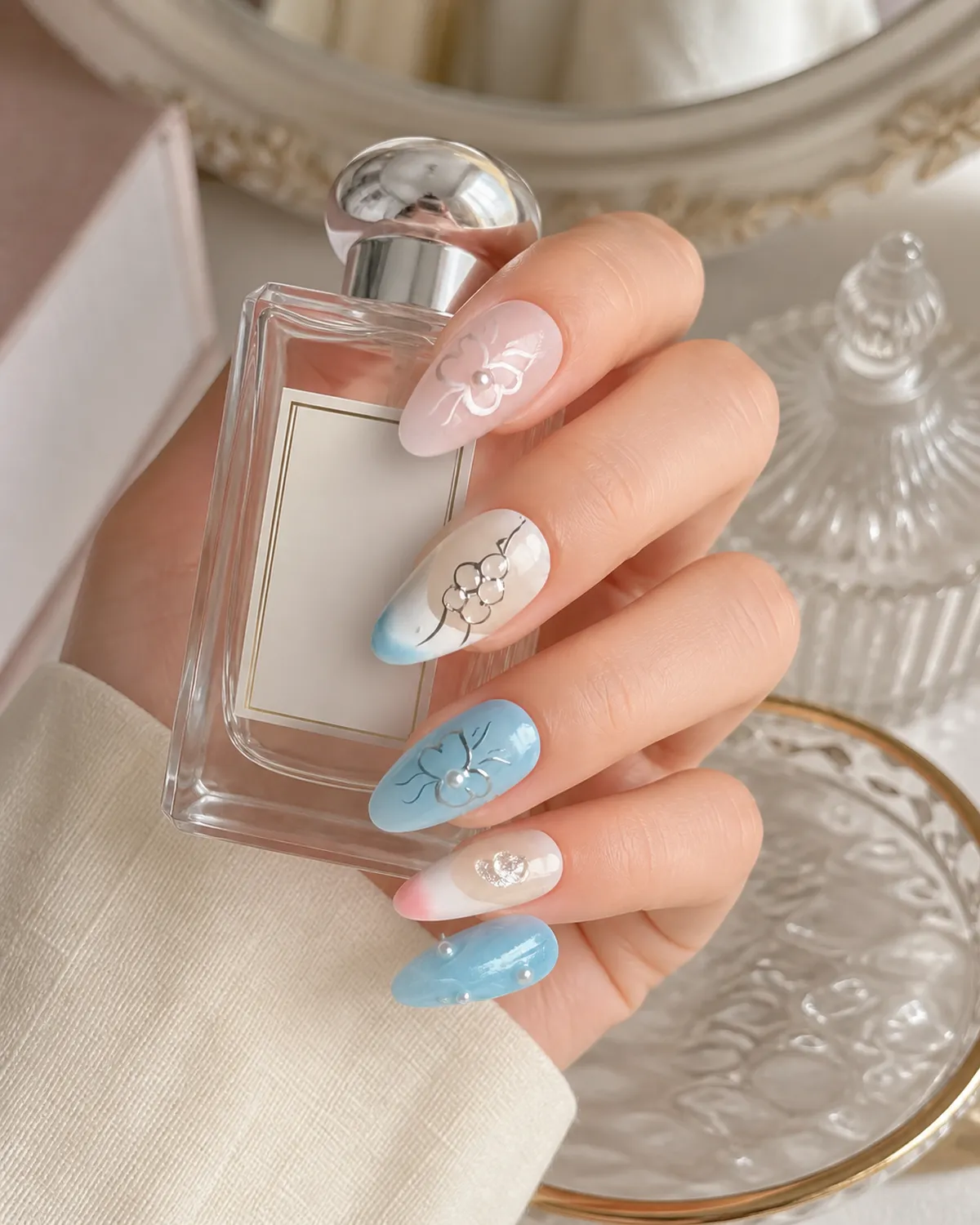 Studio Style WM0076 Press-On Nails view 3