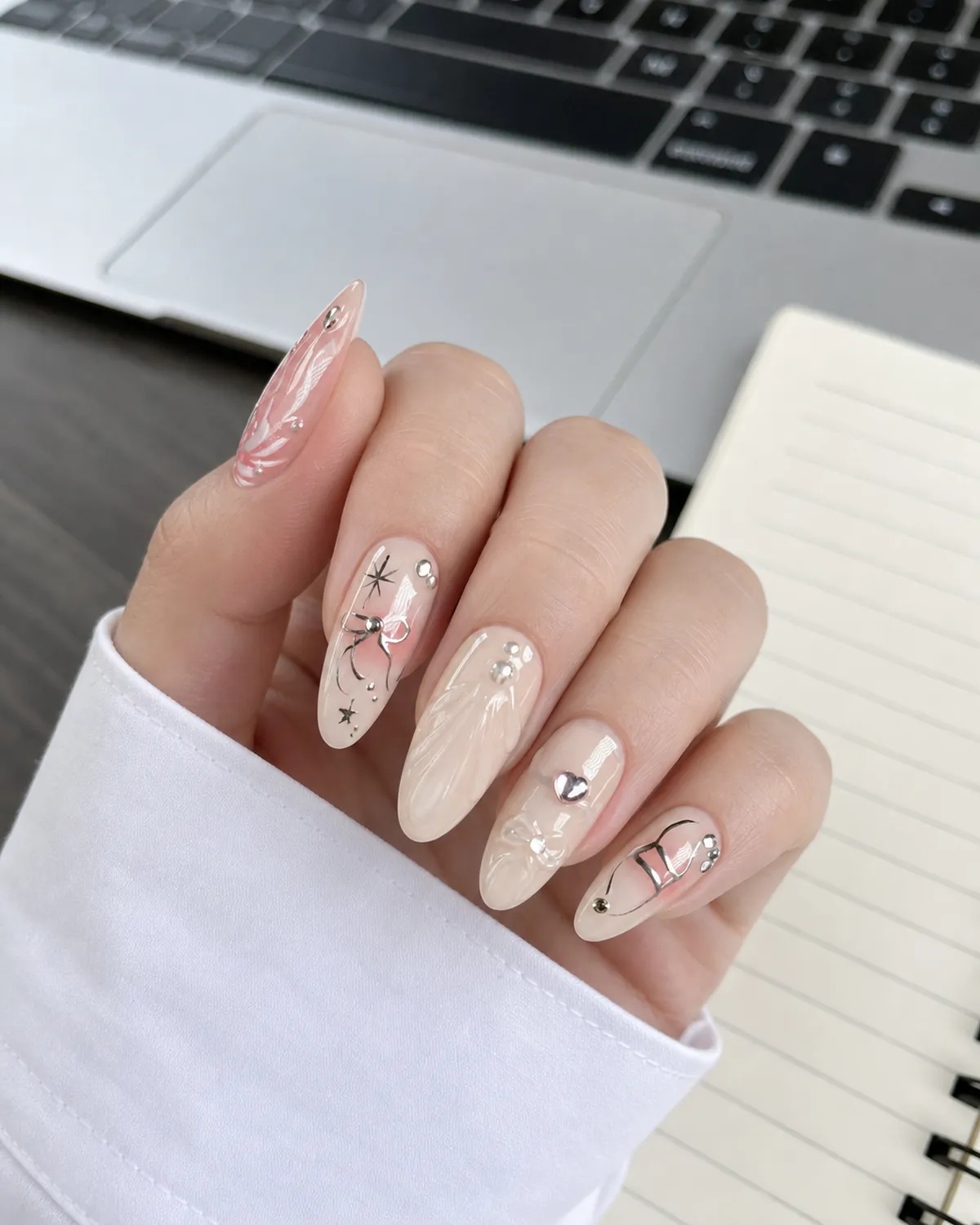 Studio Style WM0075 Press-On Nails view 3