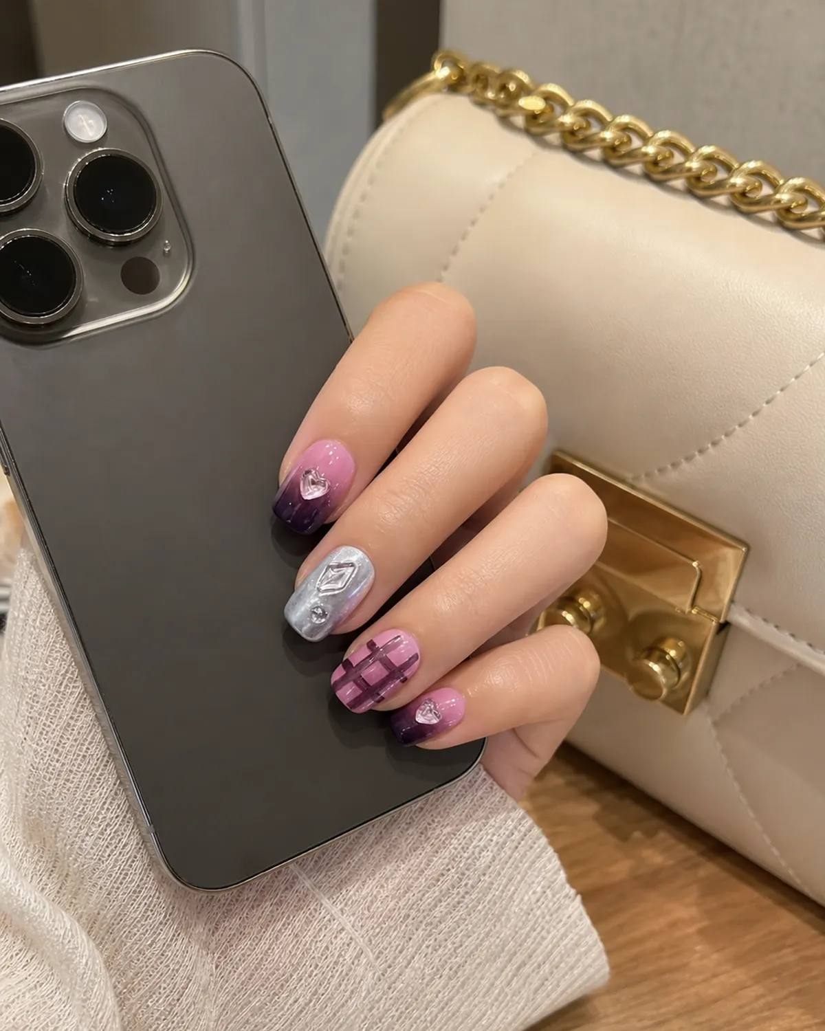 Blackberry Sweetheart Press-On Nails view 2