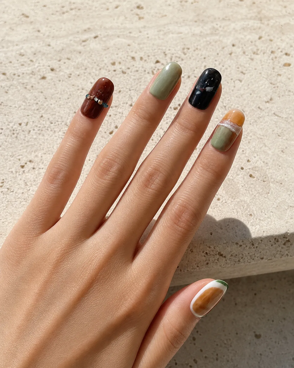Dainty Floral Press-On Nails view 3